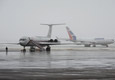 Главный аэропорт Камчатки закрыли из-за обледенения взлетно-посадочной полосы