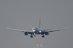 Самолет совершил вынужденную посадку в Тюмени из-за отказа автоматики, пострадавших нет