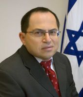 Генеральный консул Израиля в Петербурге Э.Шапира: "Россияне недостаточно знают об Израиле"