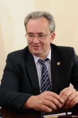 Заместитель губернатора Новосибирской области В.Козодой: "Вариант досрочных губернаторских выборов пока не обсуждается"