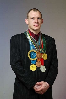 Двукратный Олимпийский чемпион по прыжкам в воду Д.Саутин: "Российским прыжкам в воду нужна дополнительная раскрутка"