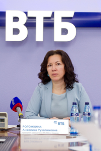 Руководитель дирекции ВТБ по Кемеровской области А.Рогожкина: "Считаем средний бизнес наиболее перспективным направлением"