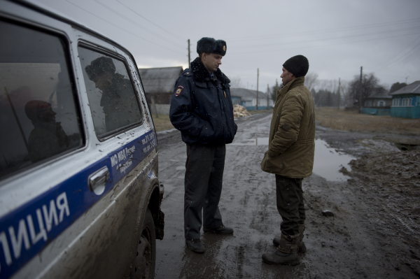 Следователи расследуют обстоятельства гибели пяти человек при пожаре в Якутске