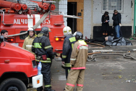 Пожар в Манеже мог возникнуть из-за несоблюдения техники безопасности - МЧС Петербурга