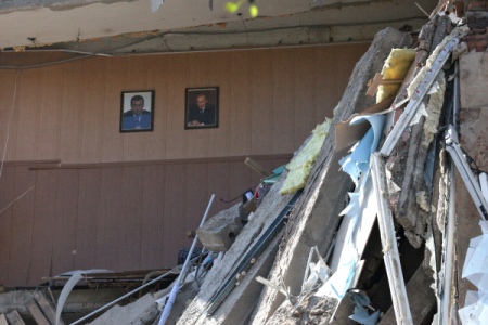 Полиция ищет четверых жильцов обрушившегося дома в Междуреченске