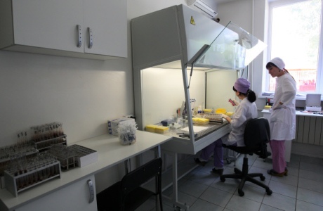Более 40 жителей Свердловской области обратились к медикам после употребления кондитерской продукции