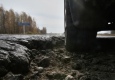 Дожди размыли участок федеральной трассы Тюмень-Ханты-Хансийск в Тюменской области