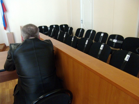 Суд сформировал коллегию присяжных по делу об убийстве Немцова