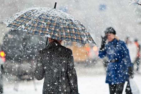 Гололед и снегопад ожидается на федеральной трассе Лена в южной Якутии