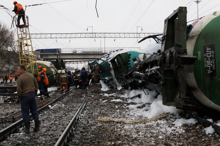 Два железнодорожных состава столкнулись в Бурятии