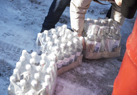 В Астраханской области пресекли крупное подпольное производство алкоголя