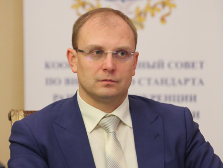 Председатель правительства Ульяновской области А.Смекалин: "Регион достиг многого, и нужно занимать уже те ниши, которые будут перспективными в будущем"
