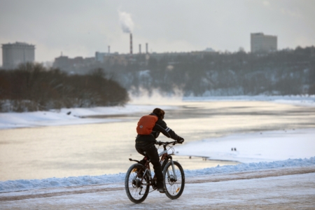 Власти Москвы заявляют, что предлагали организаторам перенести велопарад
