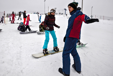 Сильнейшие спортсмены России съедутся на соревнования по сноуборду в Тюмень