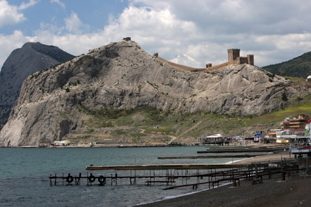Турпоток в Крым на майские праздники вырос на 1% по сравнению с прошлым годом
