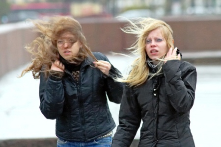 Штормовое предупреждение о сильном ветре объявлено в Татарстане