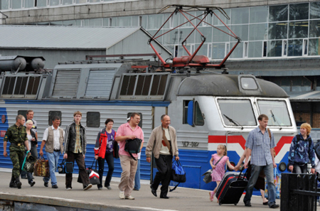 Поезда дальнего следования отправлялись с Ярославского вокзала Москвы с опозданием