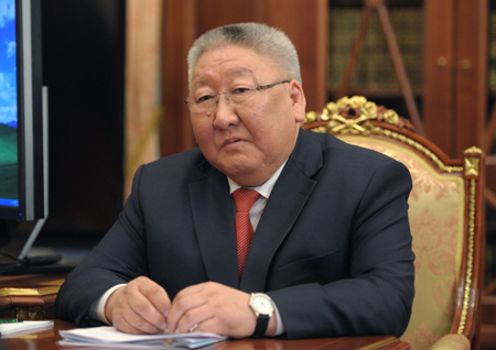 Глава Якутии поручил увеличить до 300 млн рублей объем резерва на предотвращение и ликвидацию ЧС