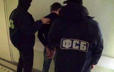 Житель Дагестана задержан в Минводах при попытке выехать в Сирию, чтобы примкнуть к боевикам