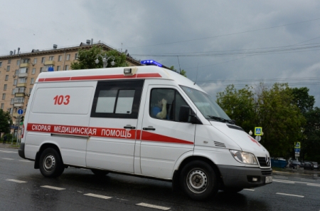 Четыре человека погибли, восемь пострадали при столкновении автобуса с детьми и легковушки на Кубани
