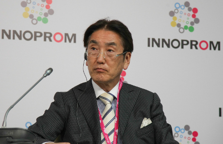 Генеральный менеджер подразделения внешних и правительственных связей корпорации Mitsubishi Electric Уэмура Норицугу: "Сейчас ключ к успеху и дальнейшему устойчивому развитию заключается в обработке Big Data"