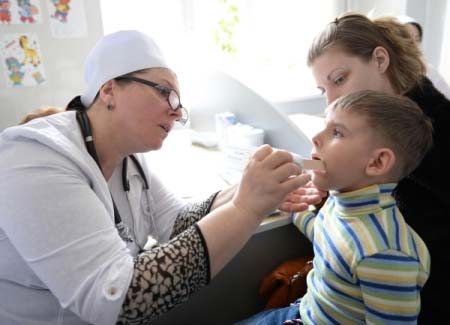 Число госпитализированных детей с пневмонией в Великом Новгороде выросло до 138