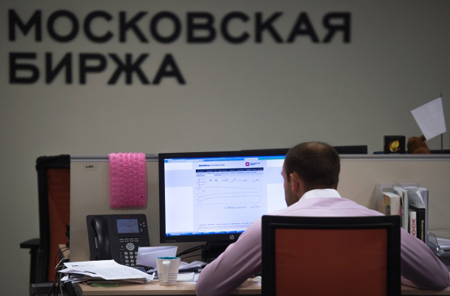 Петербург планирует разместить облигации на Московской бирже