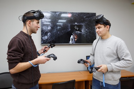 СУЭК-Кузбасс начинает подготовку персонала с использованием 3D-тренажера "Виртуальная шахта"