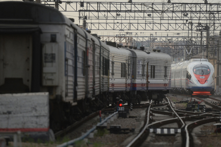 Движение по железной дороге частично восстановлено после схода вагонов с углем в Красноярске