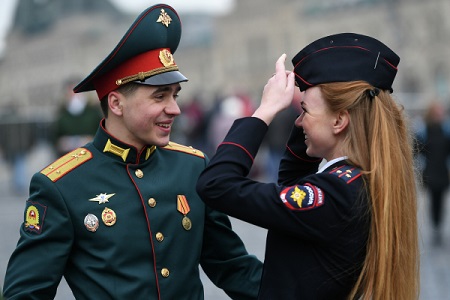 Военные Московского гарнизона с 9 апреля будут одеваться по-летнему