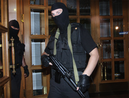 Сотрудники правоохранительных органов провели обыск у мэра Волоколамска