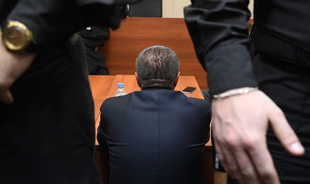 Вопрос о снятии ареста с имущества Улюкаева суд решит 29 июня
