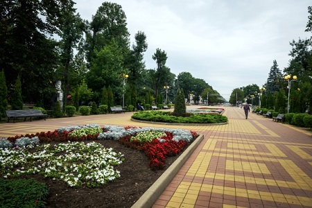Началось обустройство нового входа в парк Горького с Ленинского проспекта