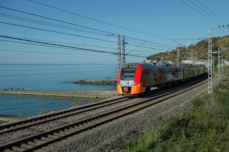 Движение поездов под Сочи восстановлено после ДТП