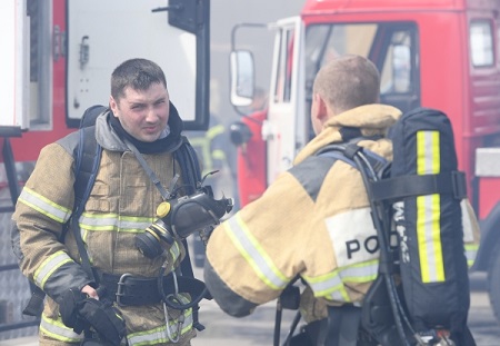 Четыре человека, в том числе двое детей погибли при пожаре в частном доме во Владимирской области