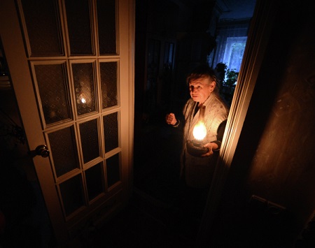 Более 1,4 тыс. жителей Брянской области остались без света из-за непогоды