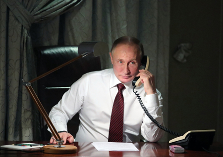 Путин позвонил бойцу ММА Нурмагомедову после его победы над ирландцем Макгрегором