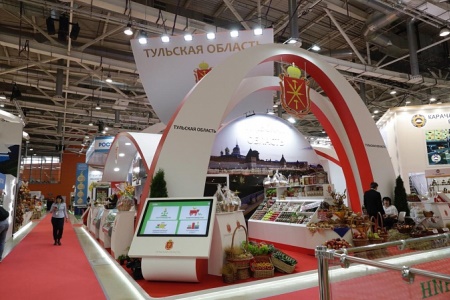 Более 30 предприятий АПК Тульской области представили свою продукцию на выставке "Золотая осень"