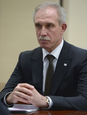Ульяновский губернатор сократил зарплату себе и своим министрам