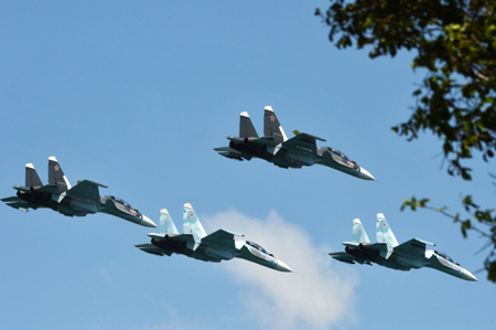 Более 30 самолетов поднялись в воздух в Крыму в ходе плановой проверки