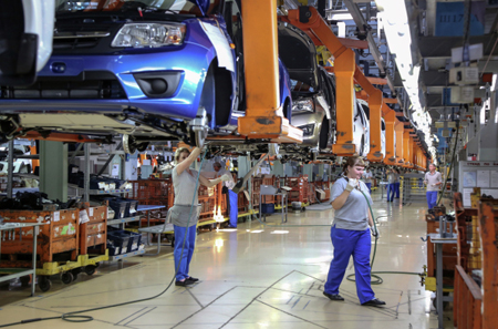 Численность персонала АвтоВАЗа возросла, несмотря на сокращение ряда работников