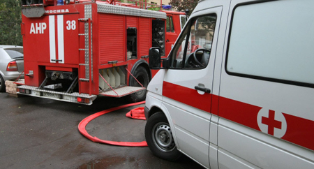 Четыре человека погибли при пожаре в шиномонтаже под Петербургом