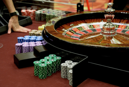 Семеро жителей Ставрополья подозреваются в незаконной организации азартных игр