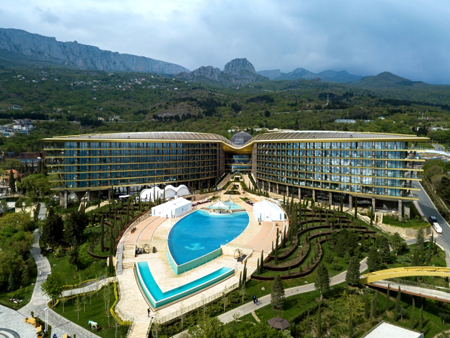 Крымский отель Mriya Resort & SPA в Крыму победил в трех номинациях премии World Travel Awards
