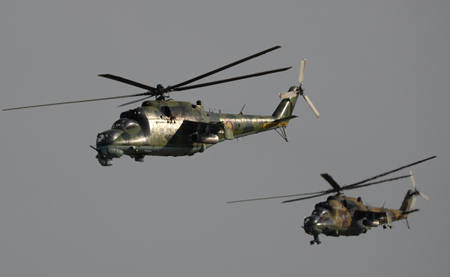 Вертолетная бригада на Урале получила на вооружение два ударных Ми-24П "Крокодил"