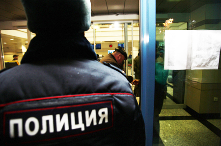 Задержанных в общежитии Москве ингушских студентов отпустили из полиции
