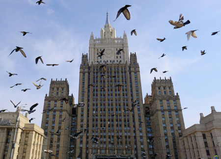 США через два месяца переложат на Россию вину за выход из ДРСМД - Рябков