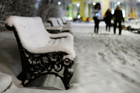 Слабый снег и легкий мороз ожидаются в столице в новогоднюю ночь