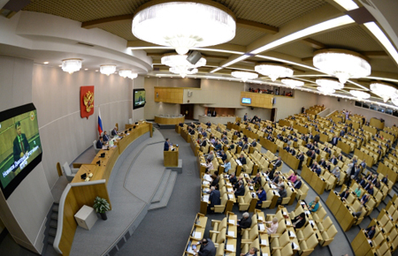 Закон о миллионных штрафах за "фейковые новости" одобрен комитетом Думы по безопасности