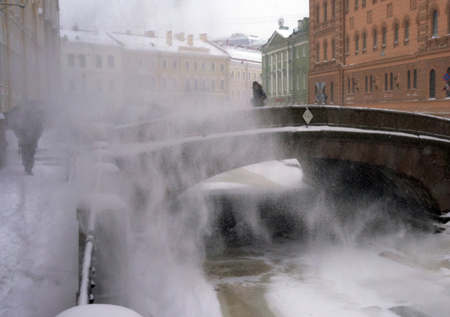 Снег в Петербурге и Ленобласти продлится до конца рабочей недели